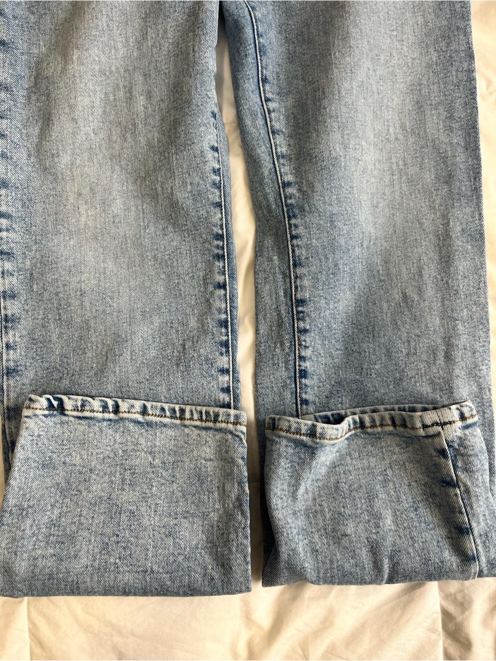 GAP Straight Leg Light Wash High-Rise Jeans size 29 - Picture 6 of 10